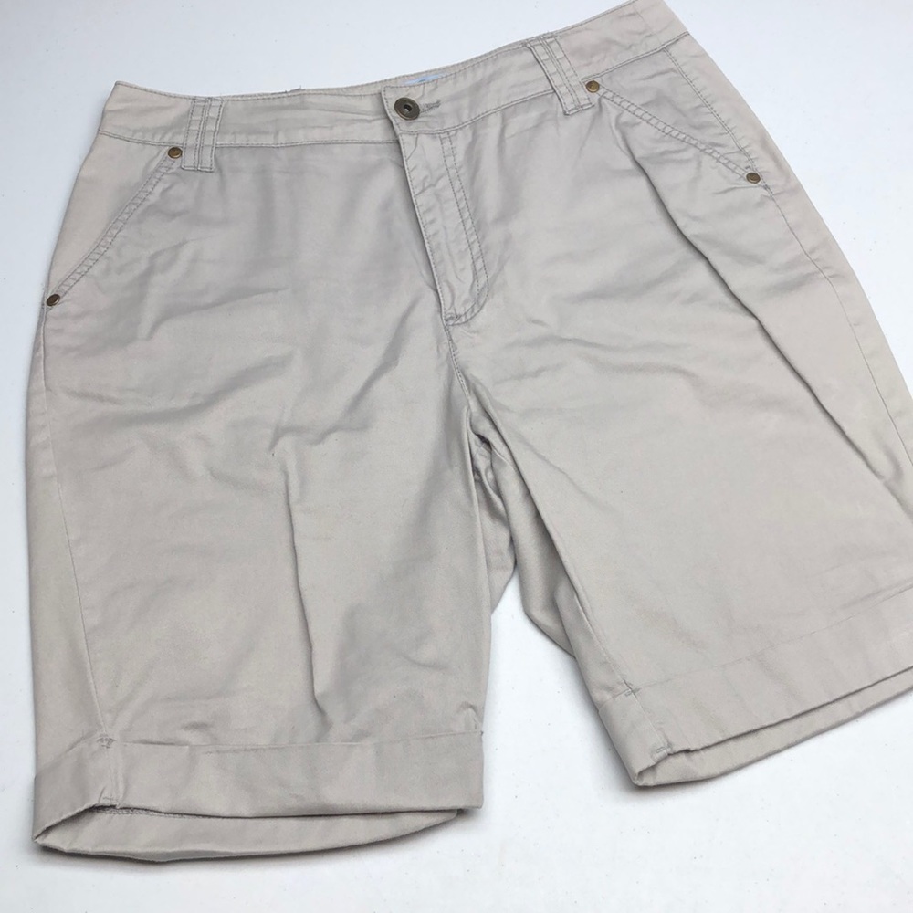 LIKE NEW JESSICA TAN FASHION FIT CARGO SHORTS 6/28x10 ⭐